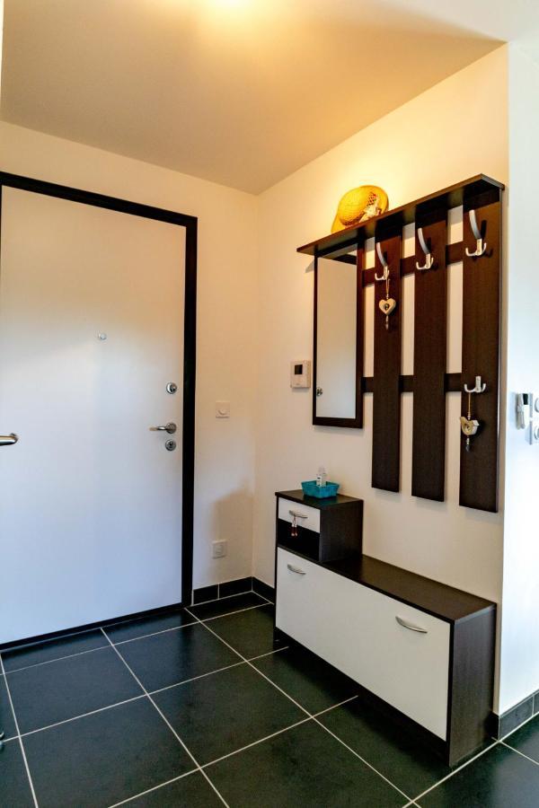 Le Coquelicot 3 Etoiles - Proche Vieille Ville, Calme & Confort Annecy Exterior foto